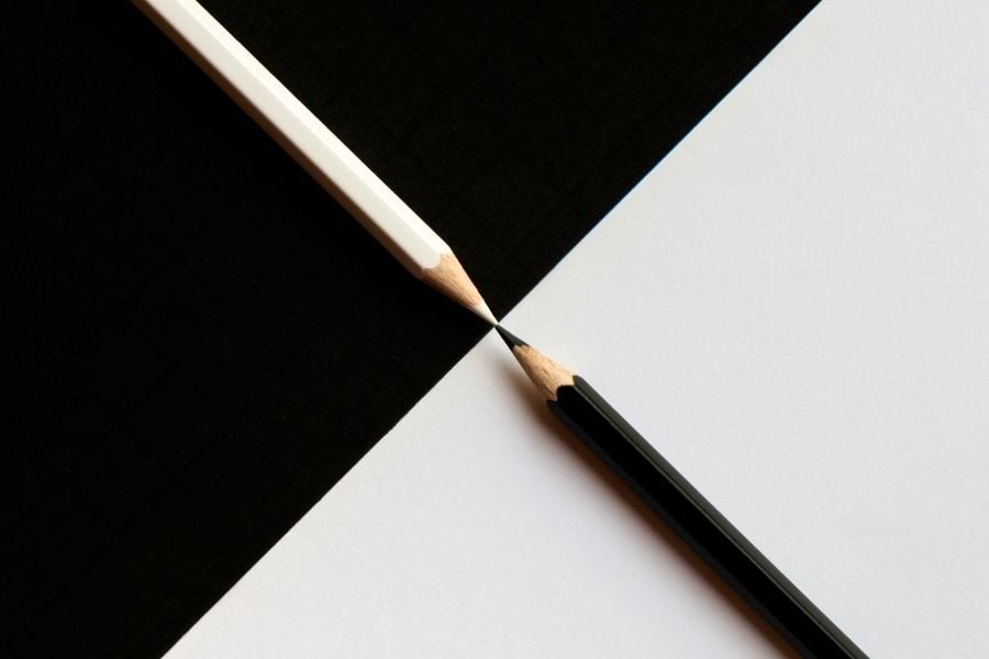 juxtaposition-examples-900